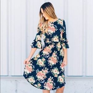 Bell sleeve floral midi
